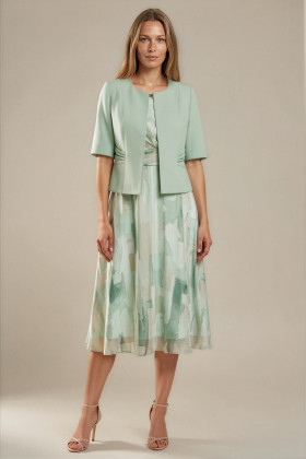 Elegant suit with dress 9482 verde
