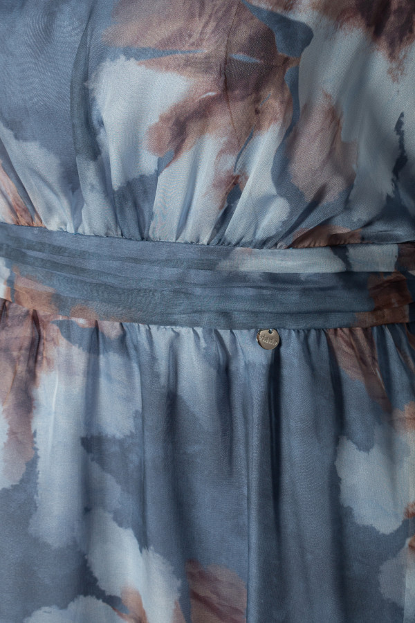 Blue chiffon dress R 250