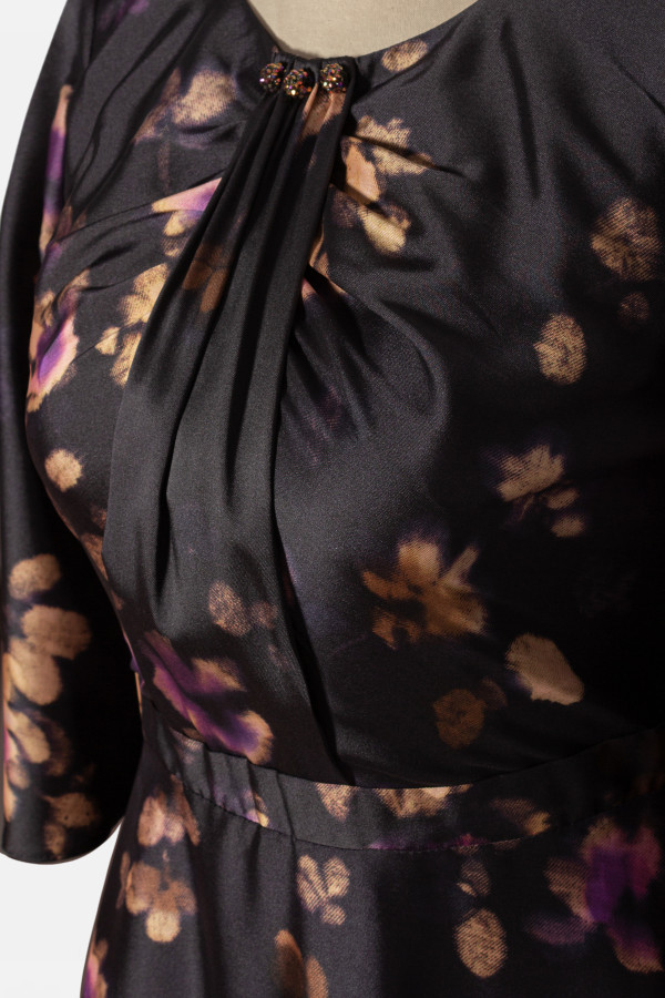 Elegant dress made of satin fabric R 281 purple
